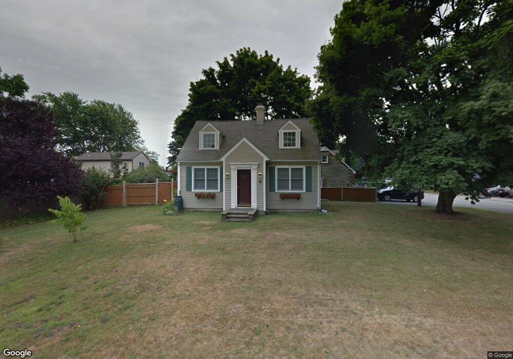 141 Rhode Island Blvd, Portsmouth, RI 02871 - photo 1