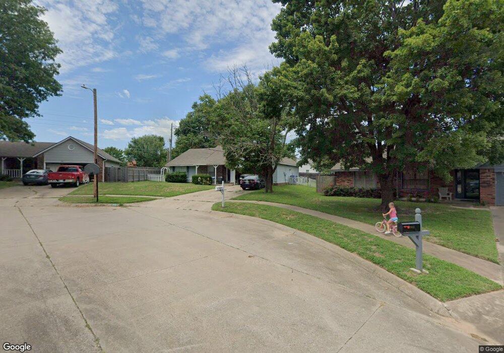 1316 W Keywest St, Broken Arrow, OK 74011 - photo 1