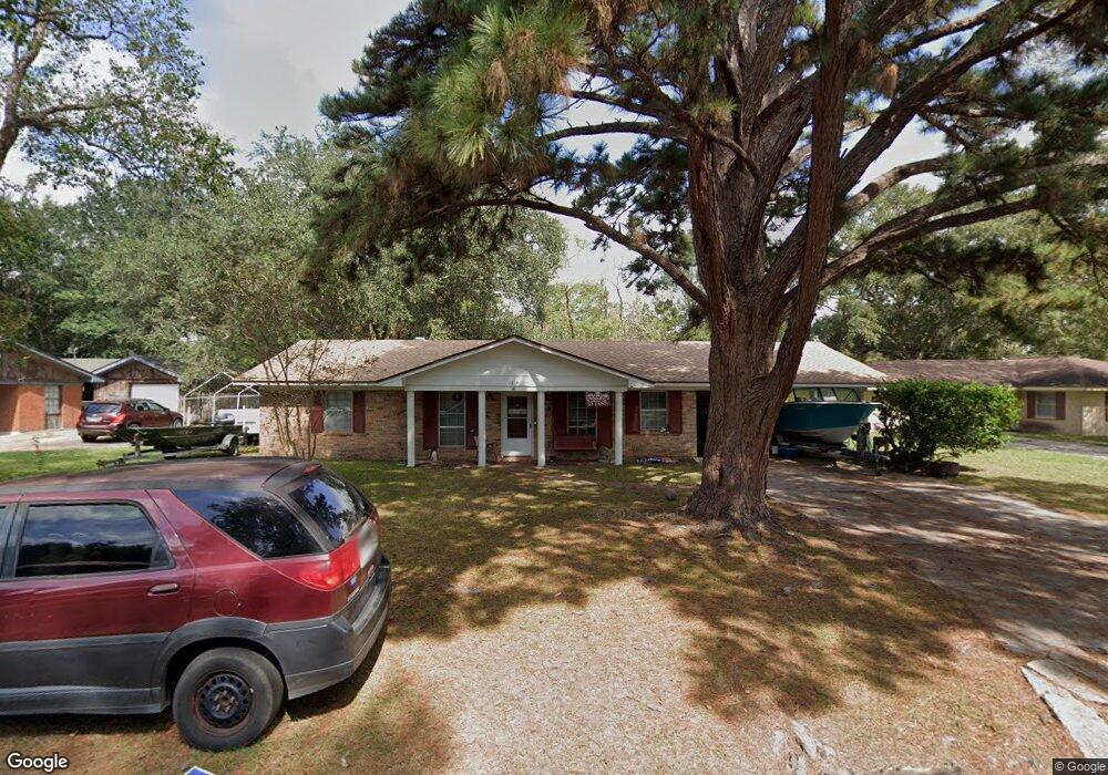 2814 Dixie Dr, Picayune, MS 39466 - photo 1