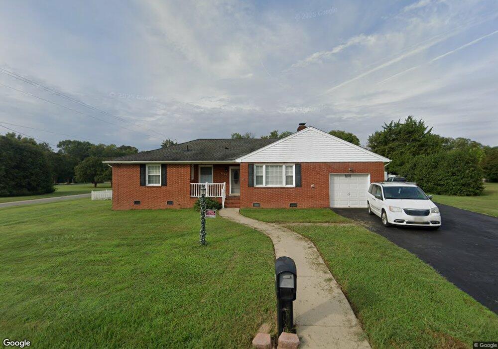 1324 Lemonwood Dr, Hopewell, VA 23860 - photo 1