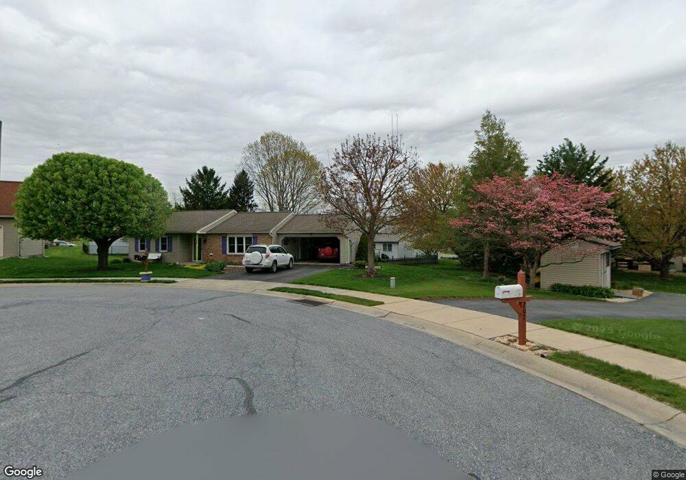 213 N Yund Ave, New Holland, PA 17557 - photo 1