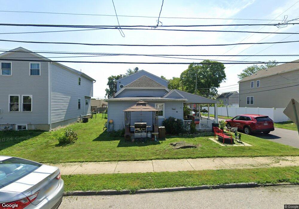 34 Walnut St, Morton, PA 19070 - photo 1