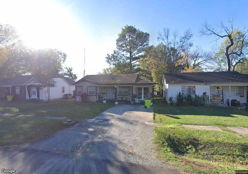 209 W 18th St, Stuttgart, AR 72160 - photo 1