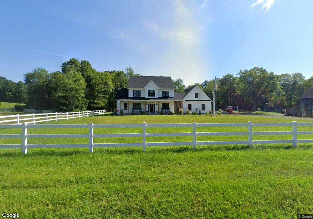 380 Lyon St, Ludlow, MA 01056 - photo 1