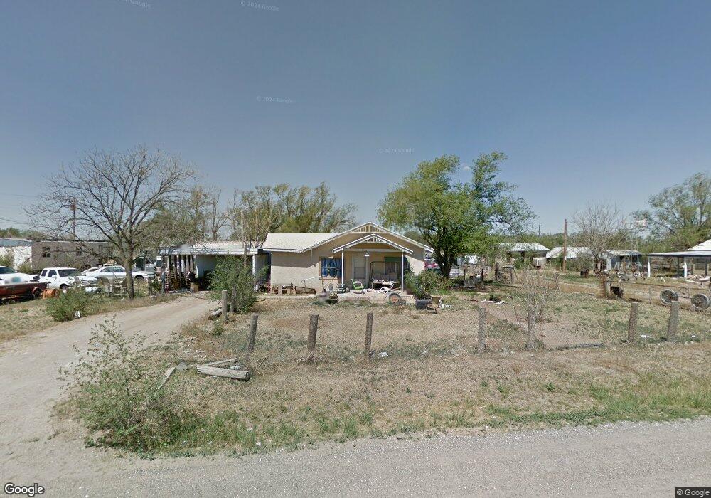 2701 Aylesworth St, Plainview, TX 79072 - photo 1