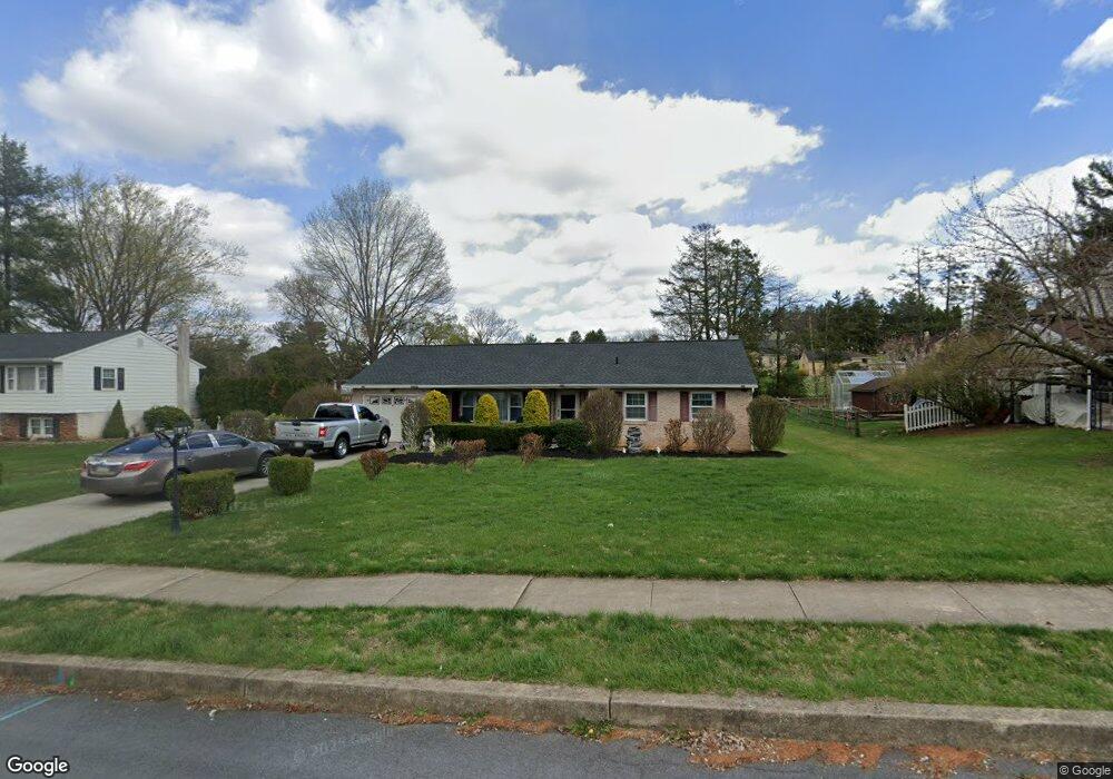 235 W 49th St, Reading, PA 19606 - photo 1