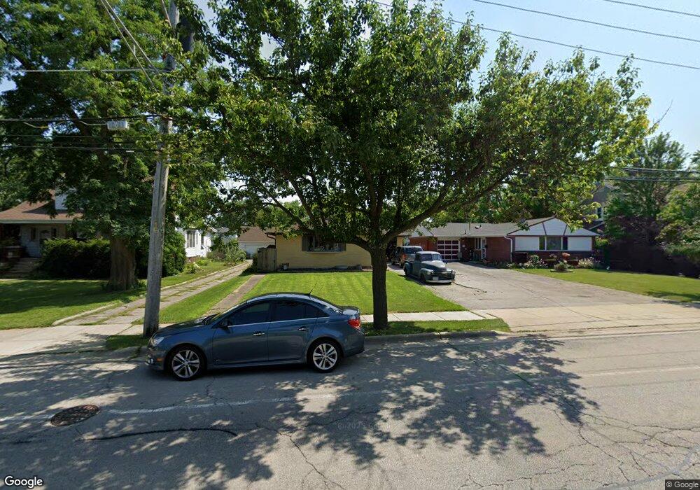 1125 E Algonquin Rd, Des Plaines, IL 60016 - photo 1