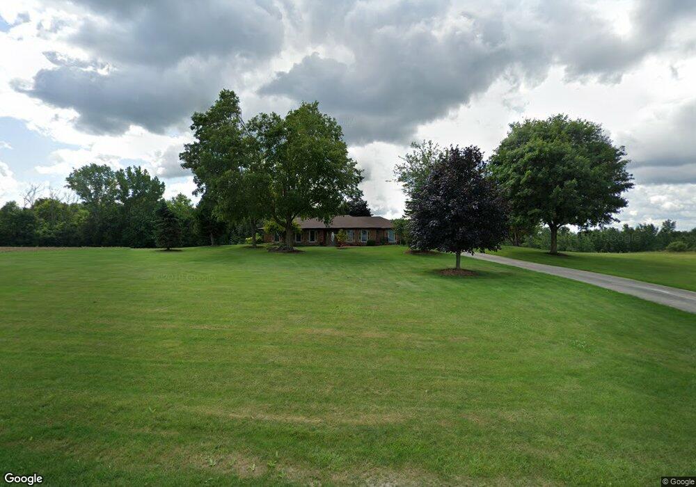 9320 Tuscola Rd, Frankenmuth, MI 48734 - photo 1