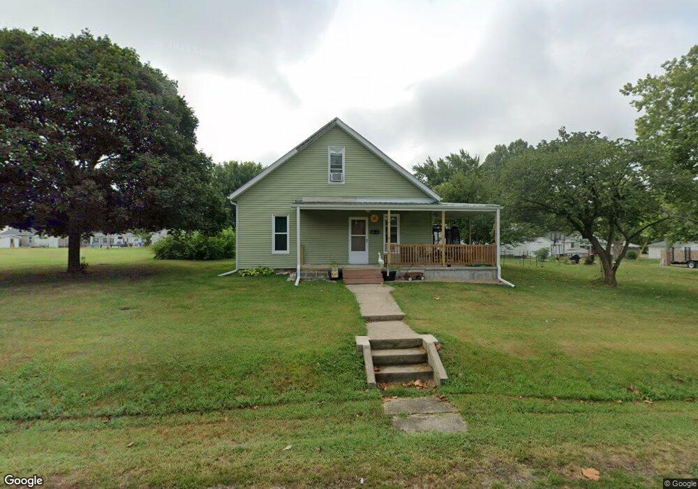 142 N Pitt St, Virginia, IL 62691 - photo 1