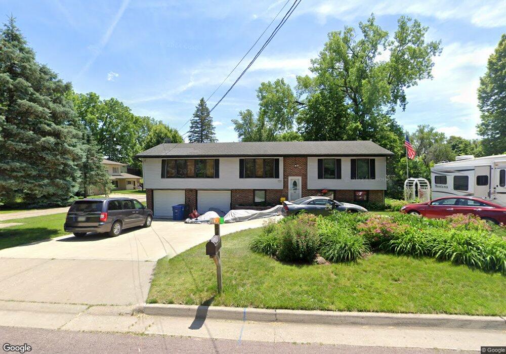 3219 E Shawnee Ave, Des Moines, IA 50317 - photo 1