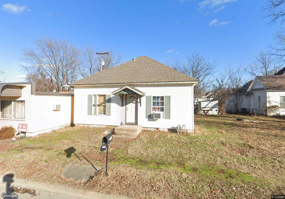 409 N 26th St, Parsons, KS 67357 - photo 1