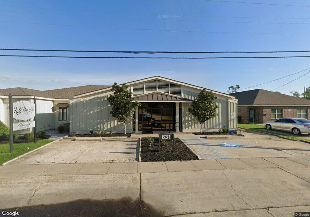 631 E School St, Lake Charles, LA 70607 - photo 1