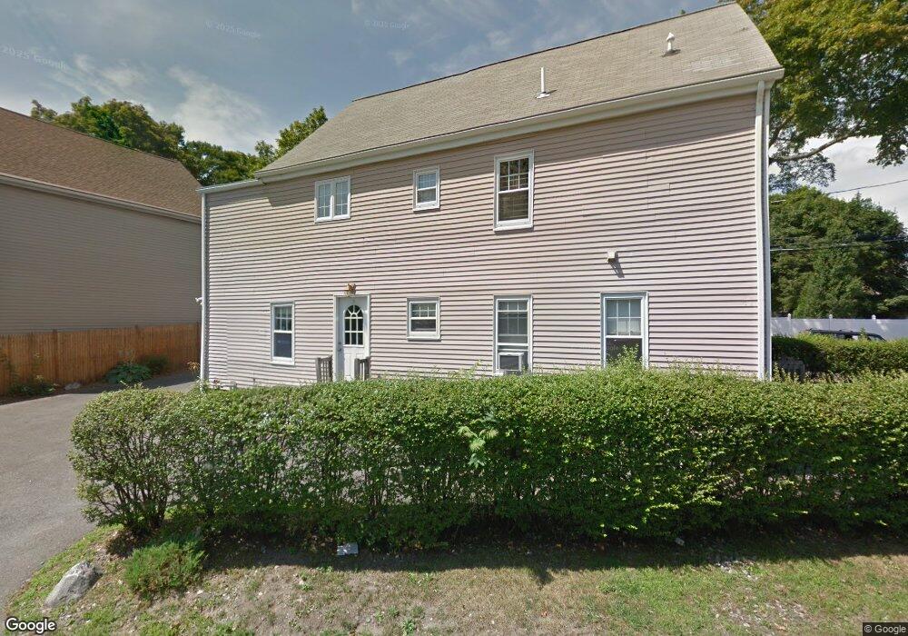 2 Melvin St, Wakefield, MA 01880 - photo 1