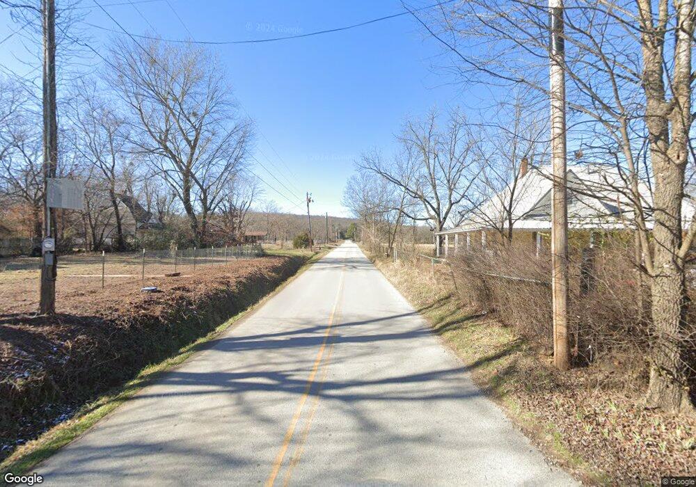 185 W West First St, Elkins, AR 72727 - photo 1