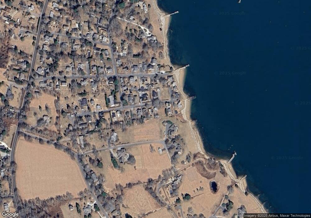 10 Bayview Ave, South Dartmouth, MA 02748 - photo 1