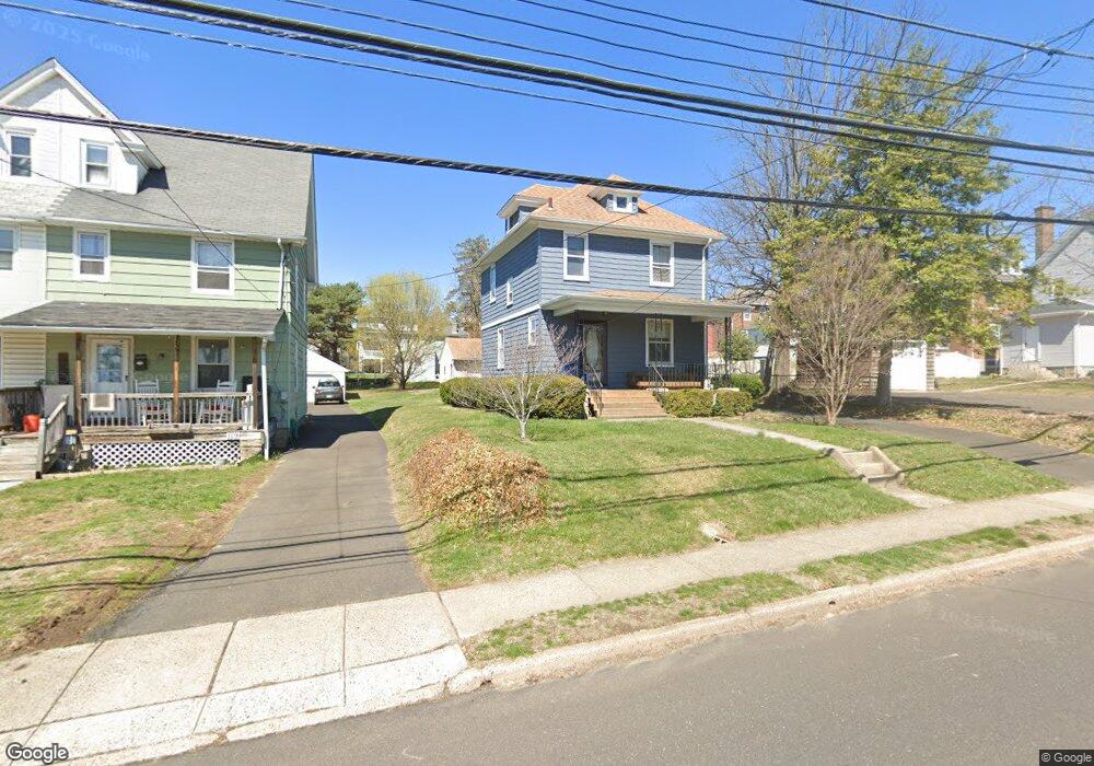 121 Center Ave, Willow Grove, PA 19090 - photo 1