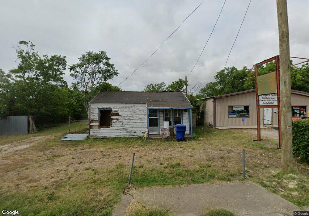 304 E Robertson Ave, Copperas Cove, TX 76522 - photo 1