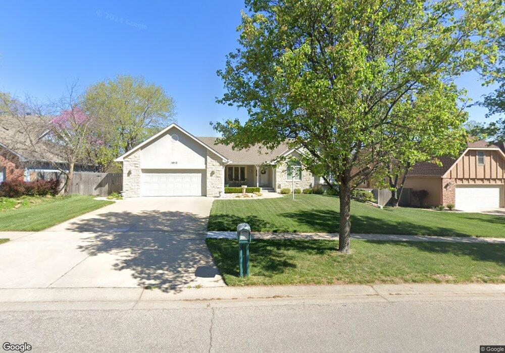 5912 SW 35th St, Topeka, KS 66614 - photo 1