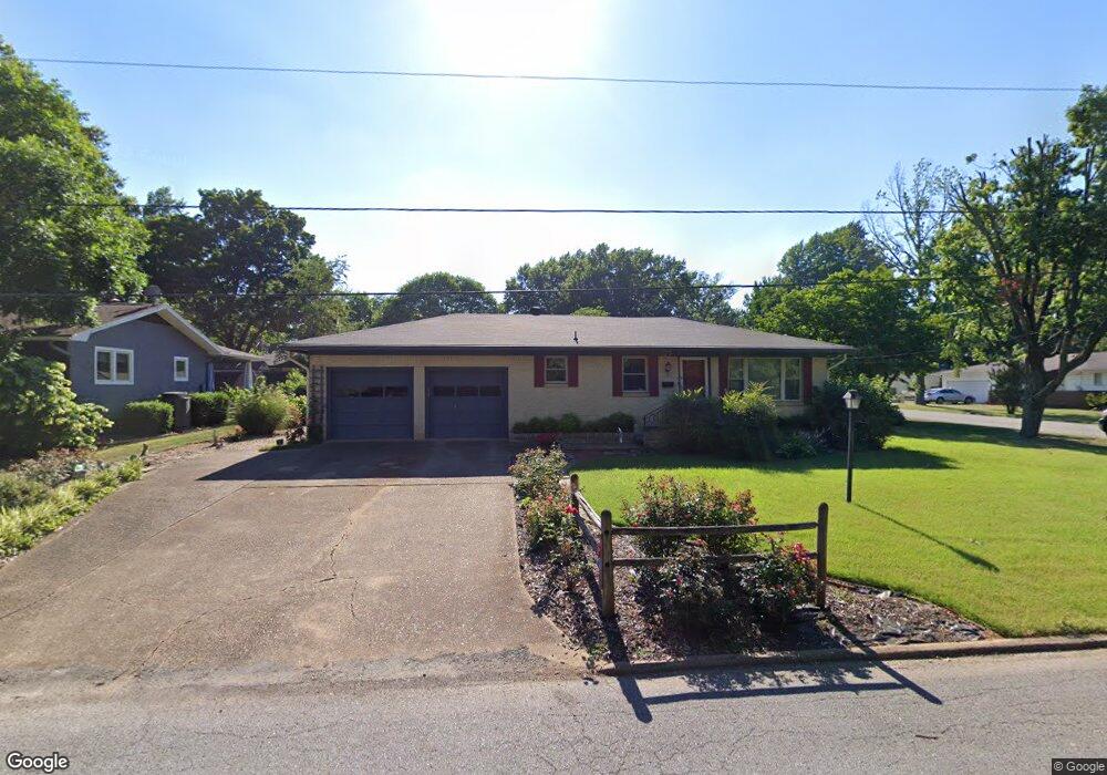 327 Crestview Dr, Bentonville, AR 72712 - photo 1