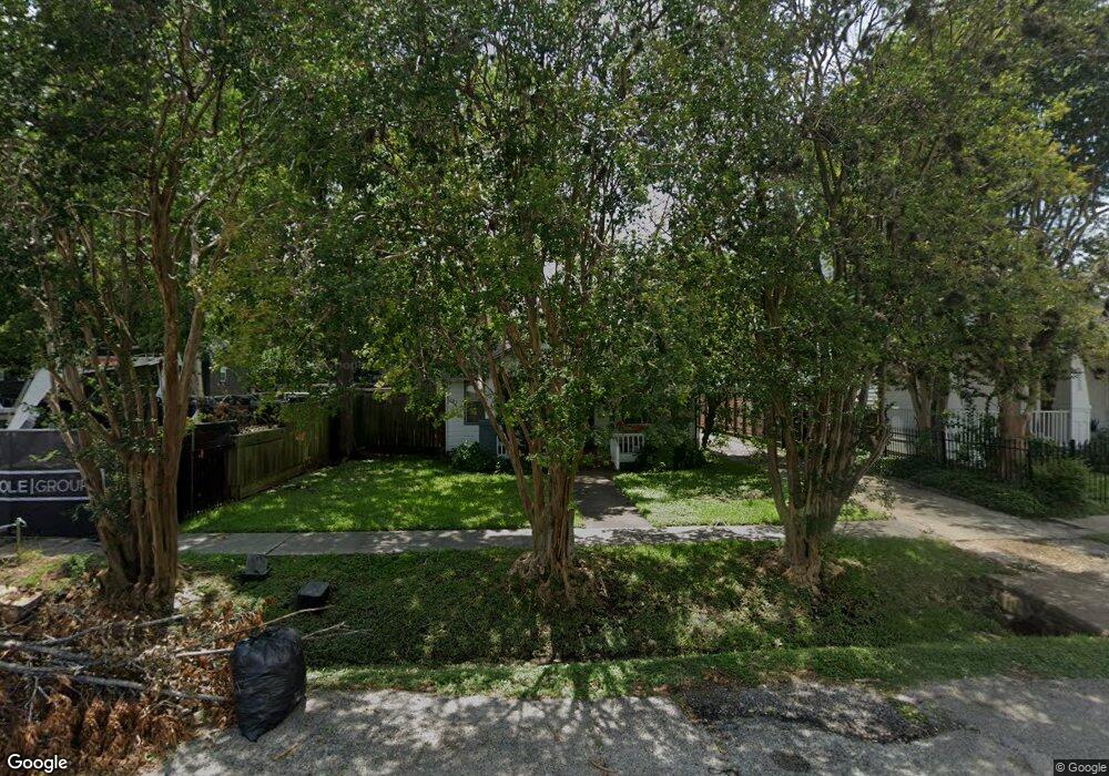 2023 Oxford St, Houston, TX 77008 - photo 1
