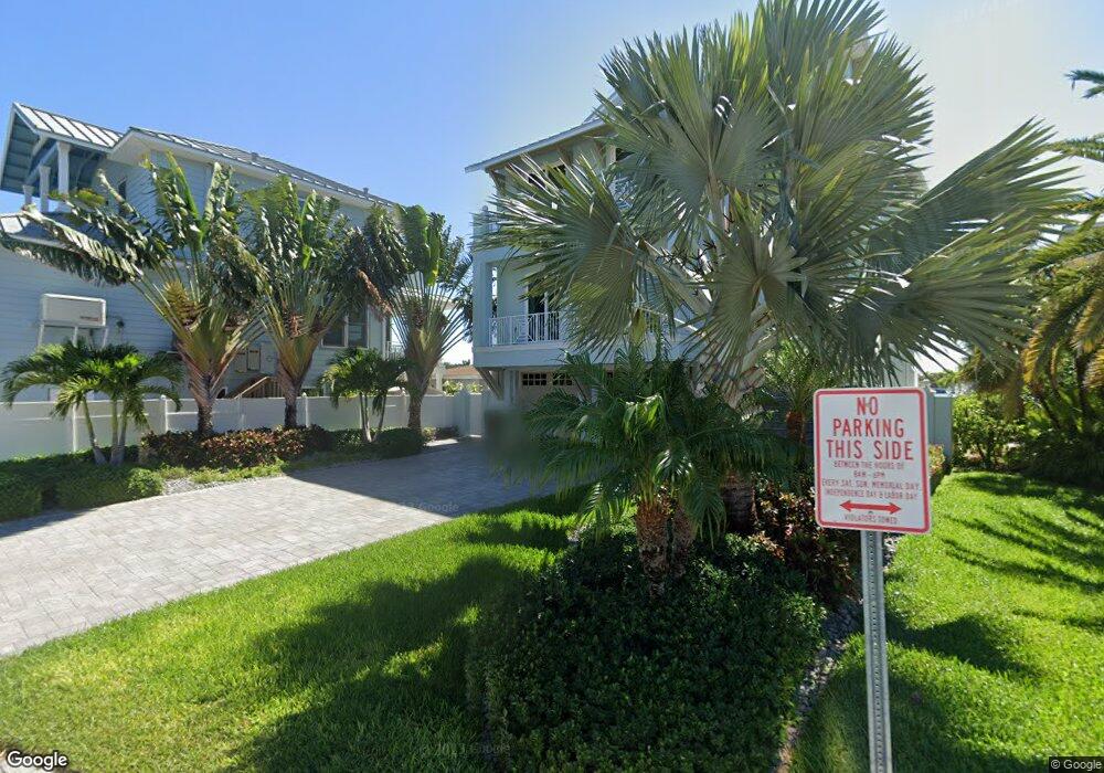 8729 E Bay Dr unit 2, Treasure Island, FL 33706 - photo 1