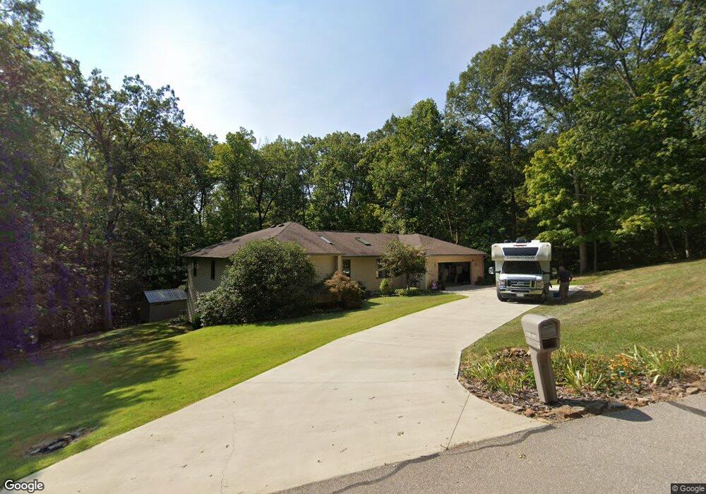 11433 W Red Oak Ct, Columbus, IN 47201 - photo 1