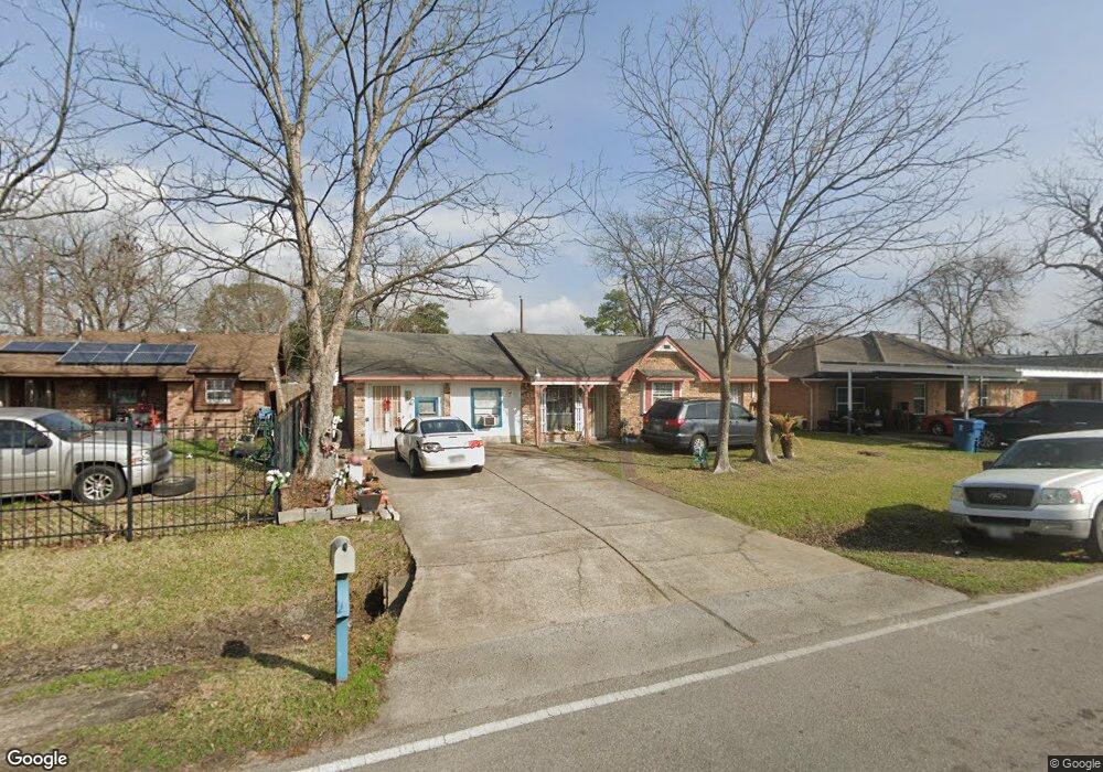 3427 Hartwick Rd, Houston, TX 77093 - photo 1