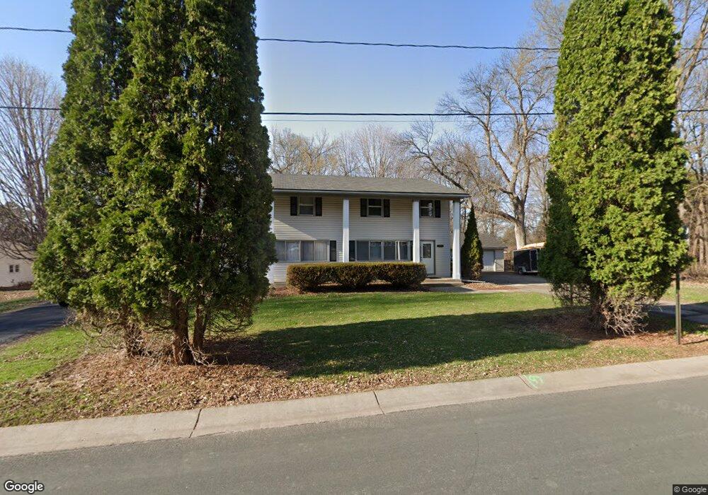 25640 Wild Rose Ln, Excelsior, MN 55331 - photo 1