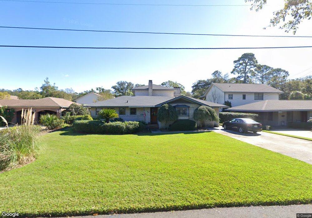 606 Bartow St, Saint Simons Island, GA 31522 - photo 1