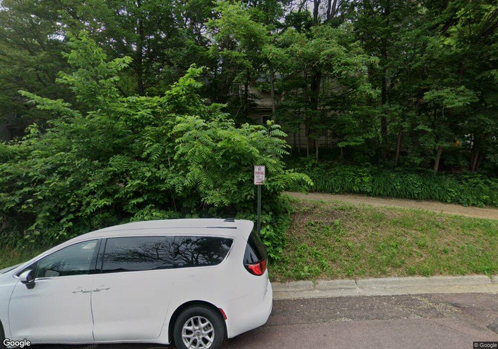 1203 N 7th St, Mankato, MN 56001 - photo 1