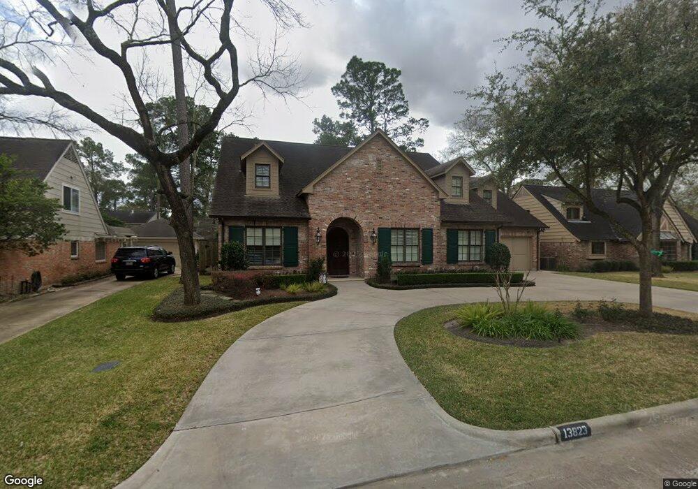13823 Woodthorpe Ln, Houston, TX 77079 - photo 1