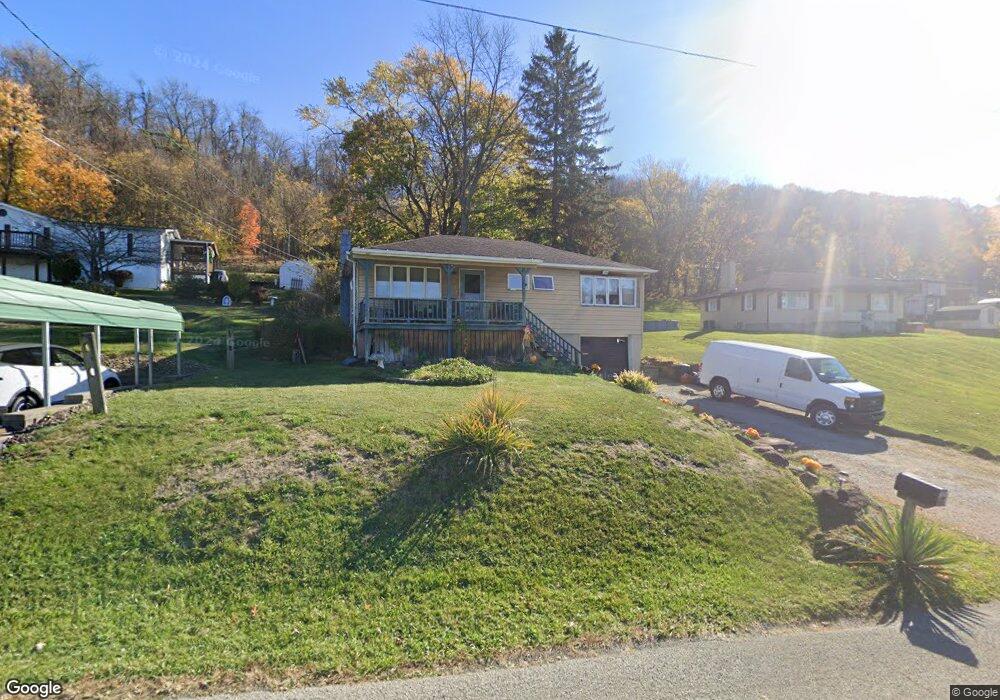 424 N 2nd St, West Newton, PA 15089 - photo 1