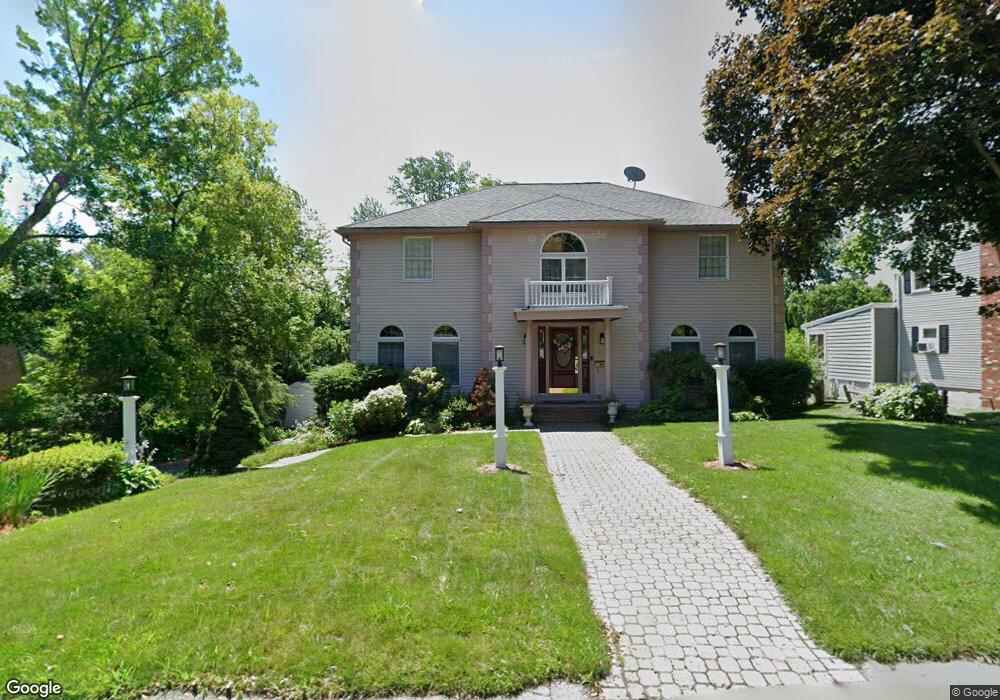 183 Clark Rd, Lowell, MA 01852 - photo 1