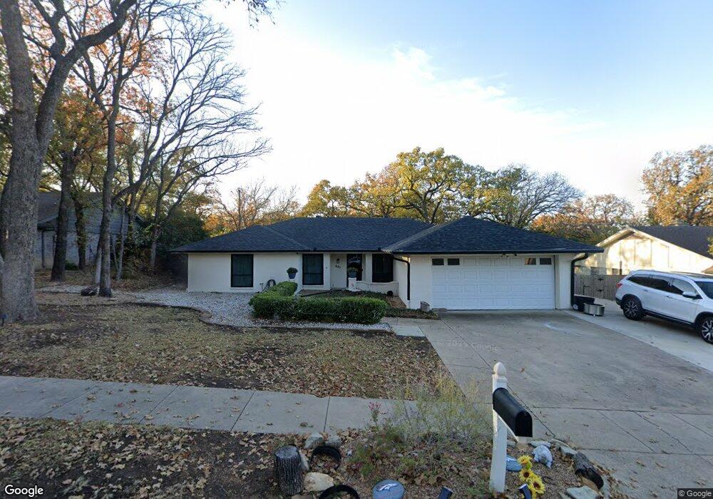 675 Springhill Dr, Hurst, TX 76054 - photo 1