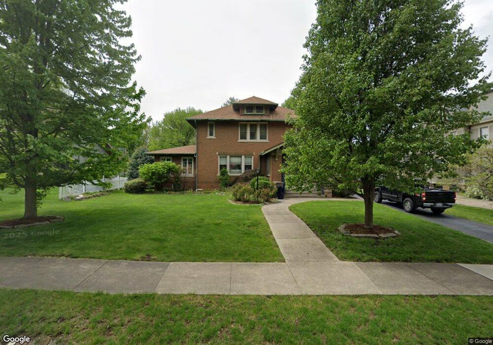 537 N Union St, Lincoln, IL 62656 - photo 1