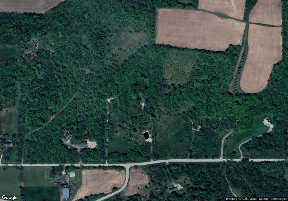 5686 Bellbrook Rd, Brooklyn, WI 53521 - photo 1