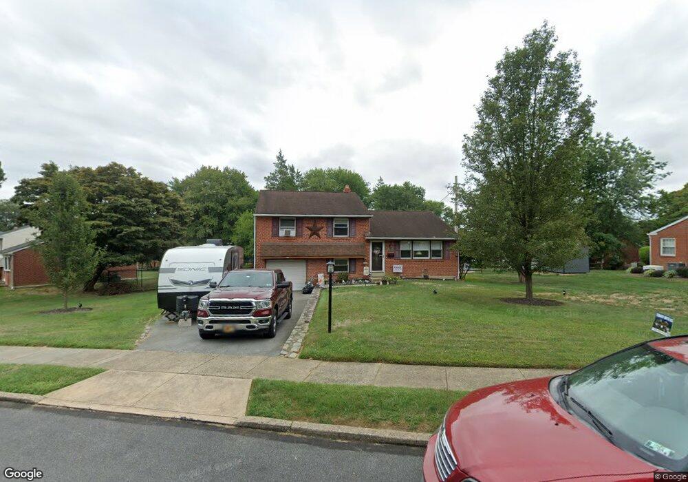 721 Cambridge Rd, Brookhaven, PA 19015 - photo 1