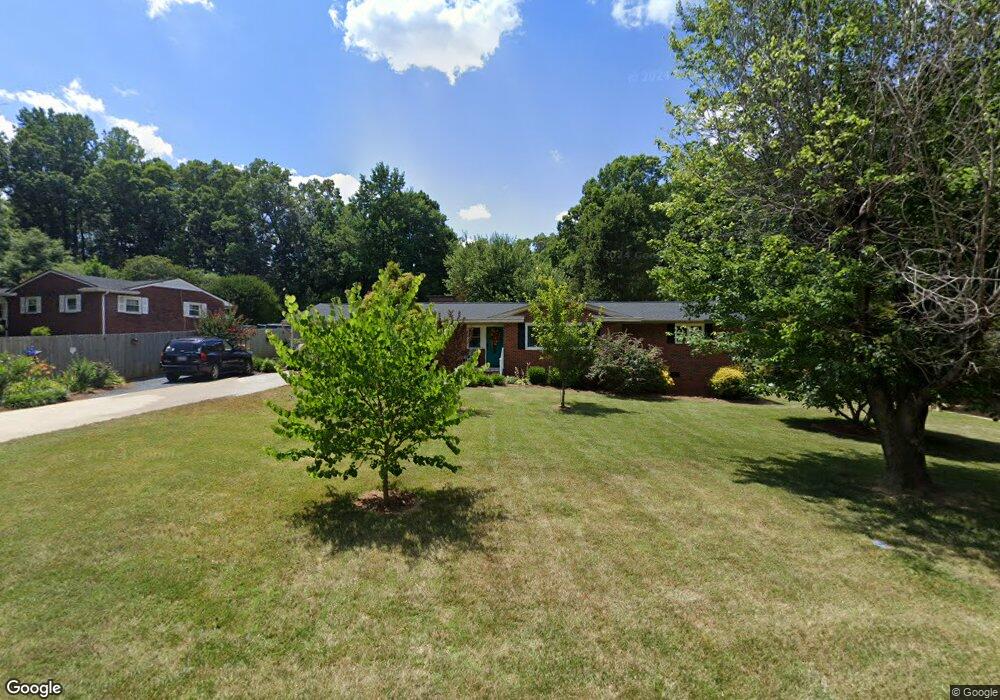 1816 Pine Grove Dr, Asheboro, NC 27205 - photo 1