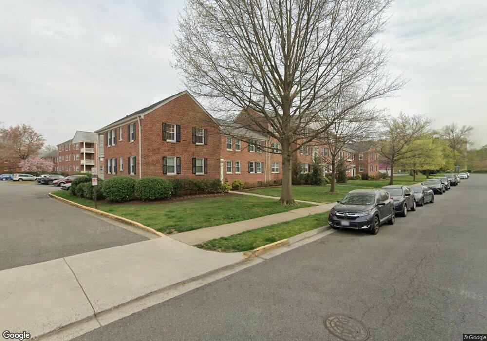 6611 Potomac Ave unit B2, Alexandria, VA 22307 - photo 1