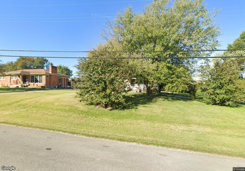 7800 Donegal Dr, Louisville, KY 40219 - photo 1