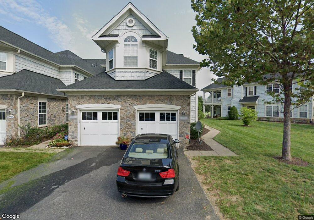 13932 Greendale Dr unit 27, Woodbridge, VA 22191 - photo 1