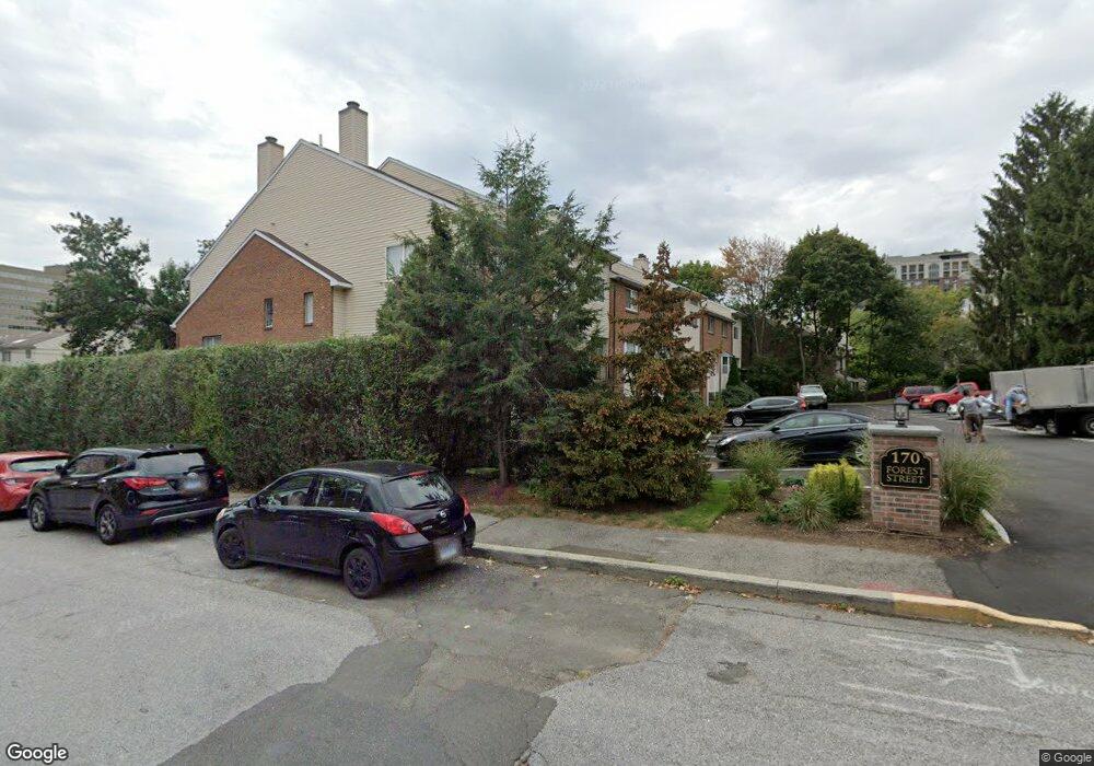 170 Forest St unit 6, Stamford, CT 06901 - photo 1