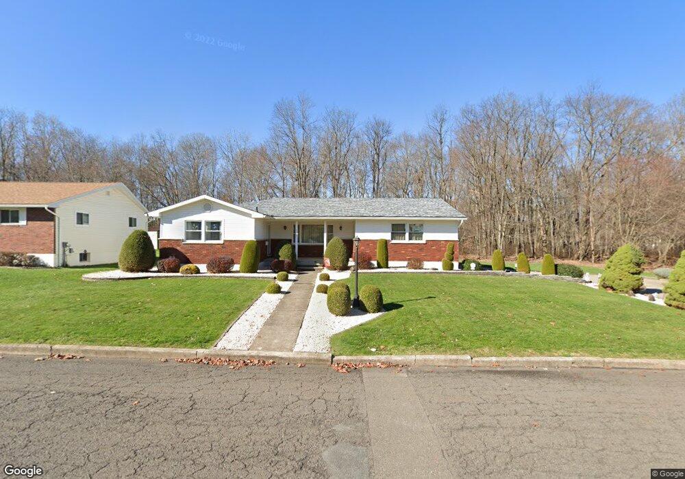 131 Meadow Crest Dr, Nanticoke, PA 18634 - photo 1