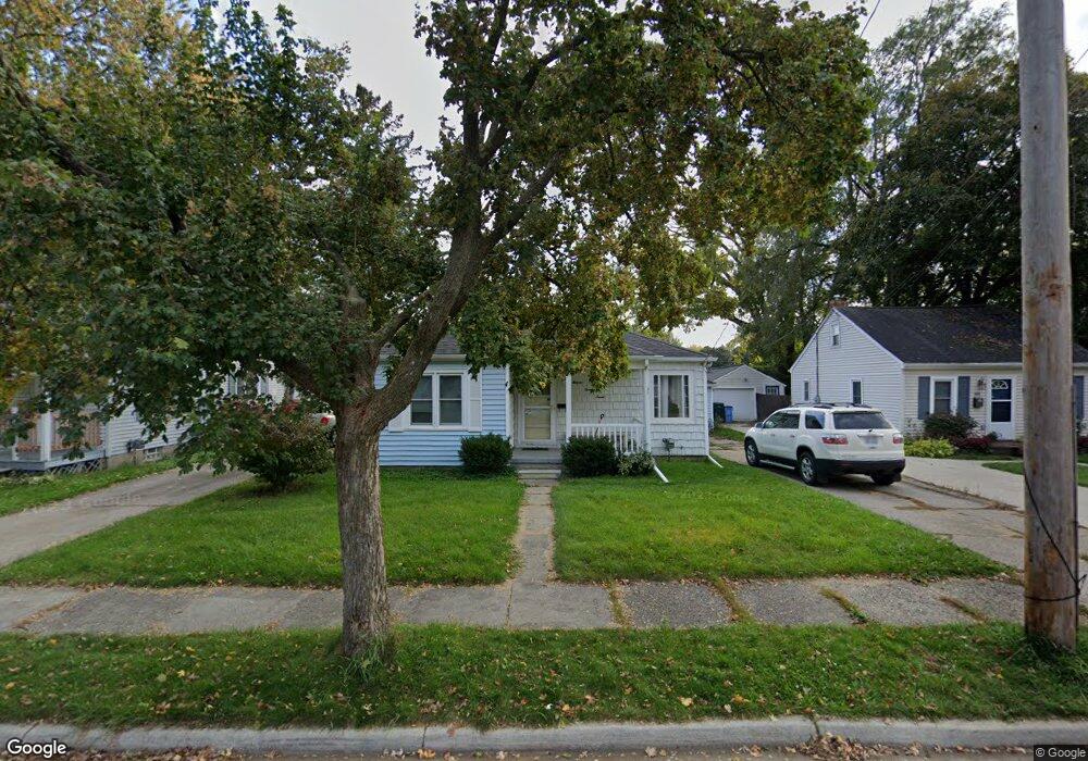 1127 Berten St, Lansing, MI 48910 - photo 1