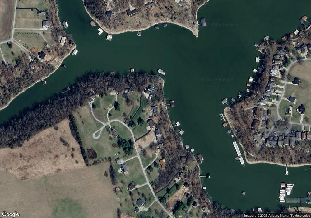 301 Beams Dr, Harrodsburg, KY 40330 - photo 1