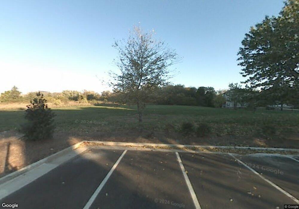 5675 Stephanie Tessa Way unit 40, Huntington, VA 22303 - photo 1