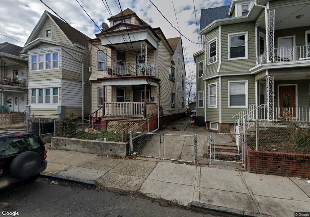 716 E 22nd St, Paterson, NJ 07504 - photo 1