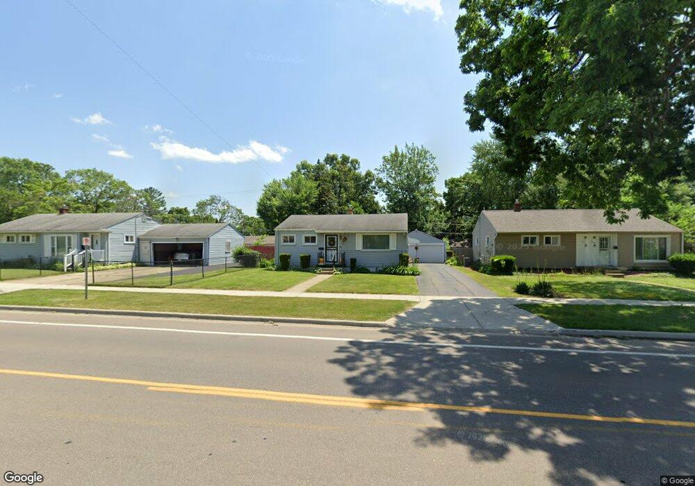 908 E Atherton Rd, Flint, MI 48507 - photo 1