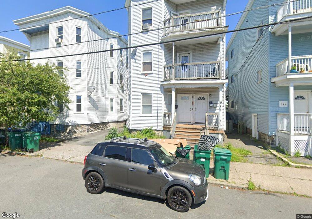 9 Moulton St unit 1, Lynn, MA 01905 - photo 1