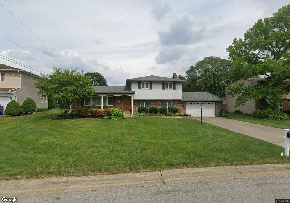 5566 Rockport Rd, Columbus, OH 43235 - photo 1